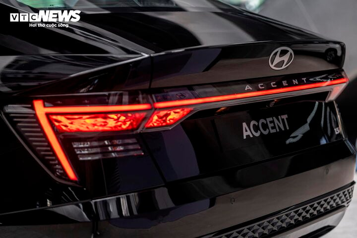 'Soi' Hyundai Accent 2024 bản cao cấp vừa ra mắt- Ảnh 4.