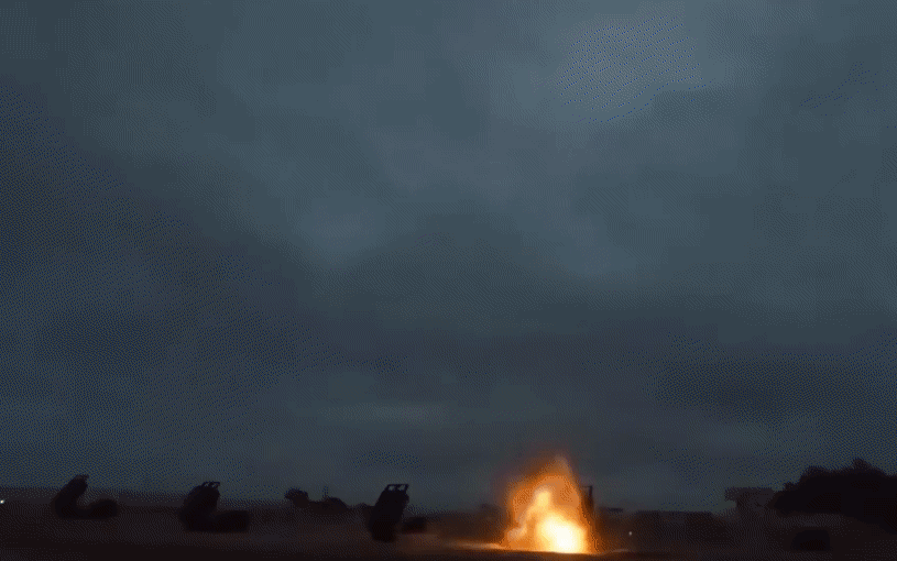NW: Ukraine nã tên lửa Mỹ mang 3.600 quả đạn vào Crimea, nổ tung 