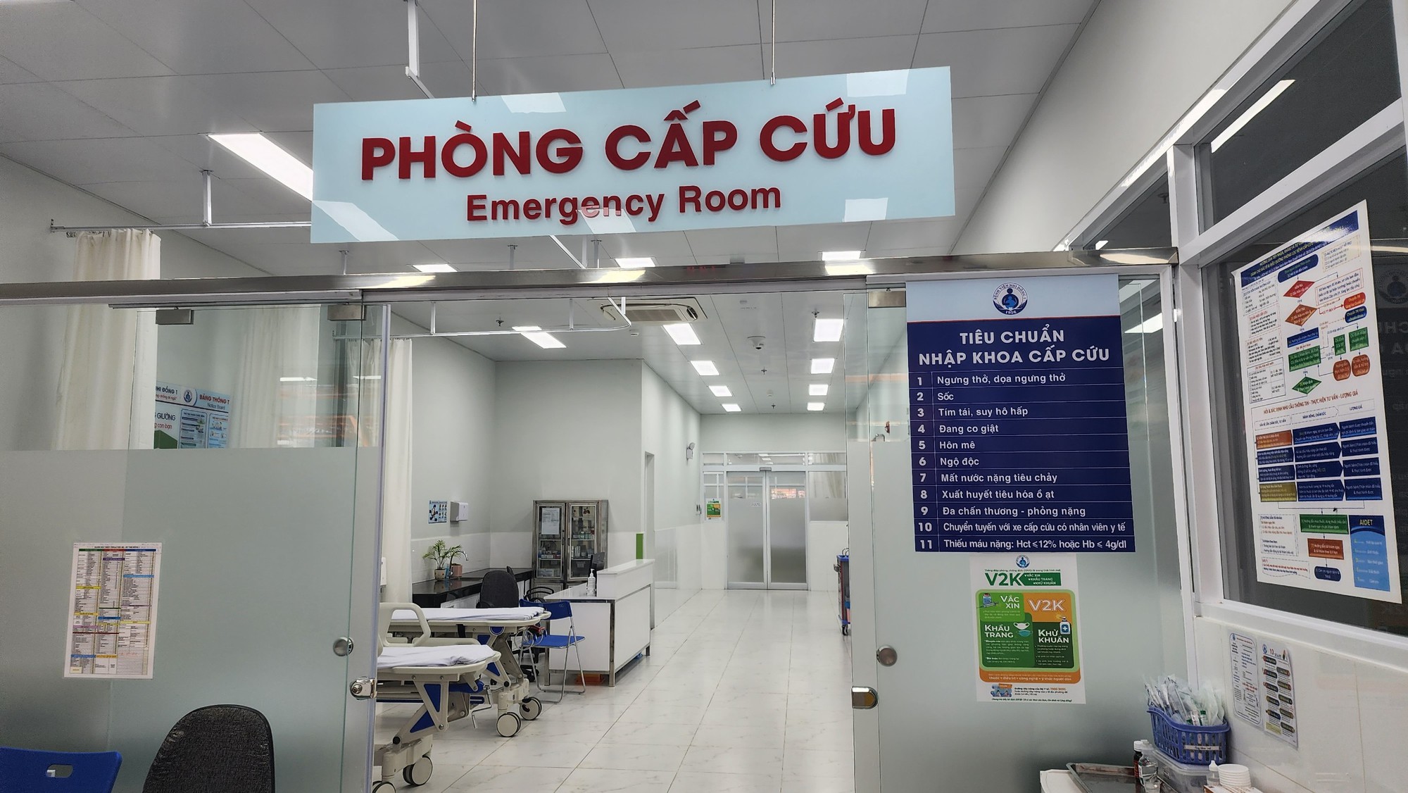 Vụ cháy nhà 2 tầng ở quận 10, TP HCM: Ba trẻ em nhập viện là anh em ruột- Ảnh 1.