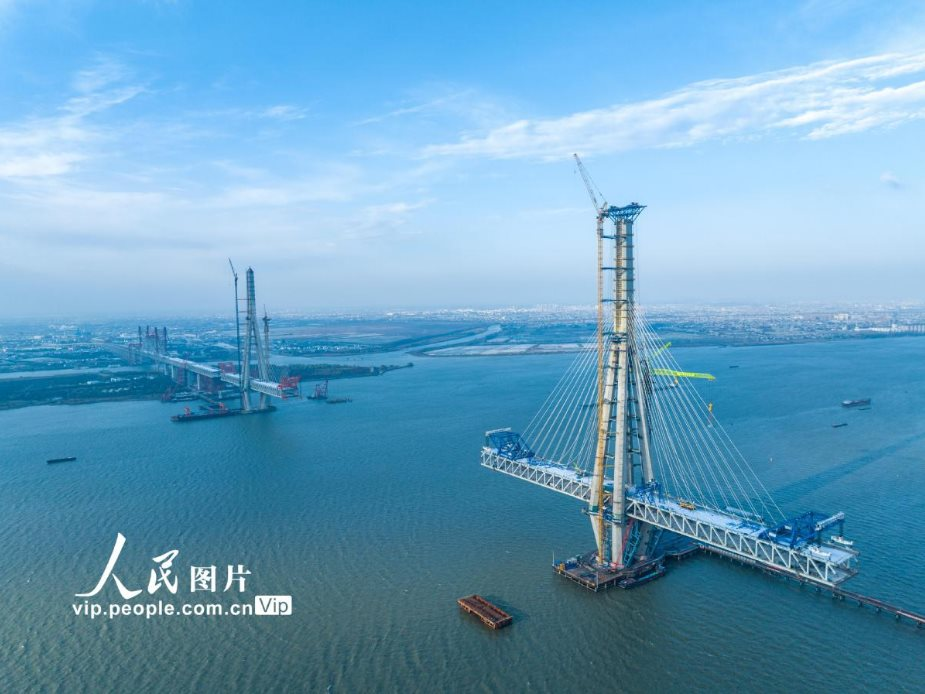 Trung Quốc chính thức nối xong đại công trình ‘3 trong 1’ lơ lửng giữa trời vỏn vẹn trong 5 năm khiến thế giới kinh ngạc: Trụ cao ngang toà nhà 100 tầng, móng có diện tích bằng 13 sân bóng rổ- Ảnh 6.