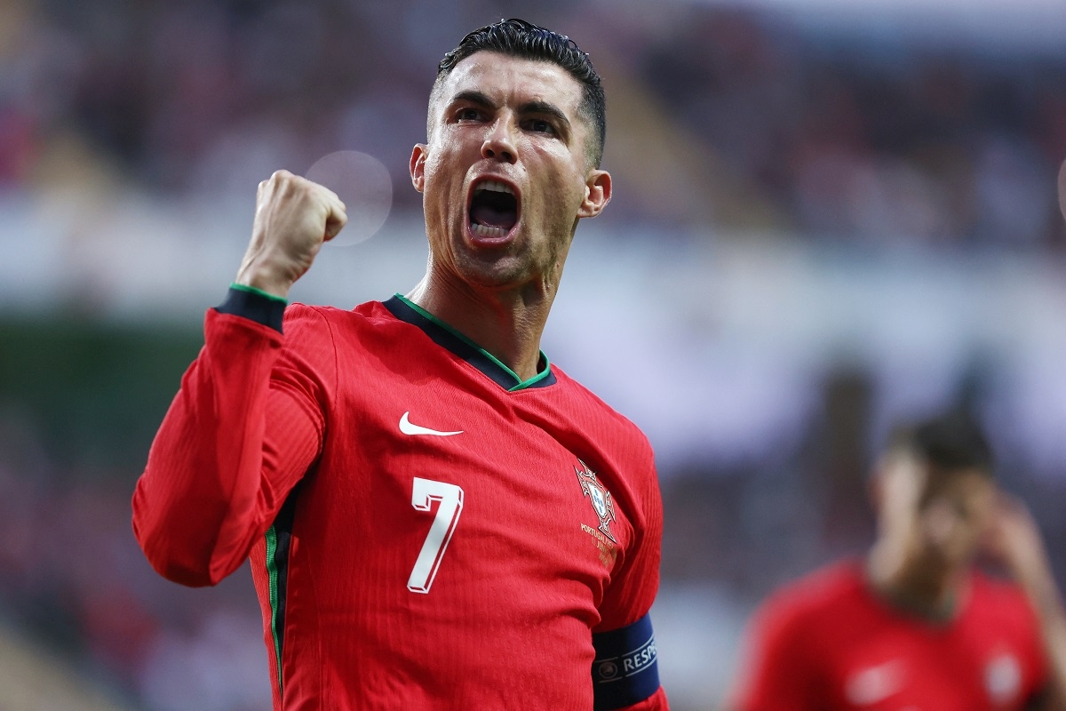 Kết quả bóng đá hôm nay 12/6: Ronaldo đạt cột mốc không tưởng cùng ĐT Bồ Đào Nha- Ảnh 1.