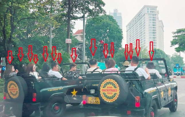Hàng loạt xe u-oát vi phạm giao thông ‘diễu phố’: CSGT Hà Nội nói gì?- Ảnh 1.