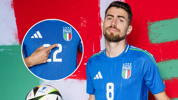 Vì sao đội tuyển Italy mặc áo xanh, có biệt danh 'thiên thanh'?- Ảnh 1.