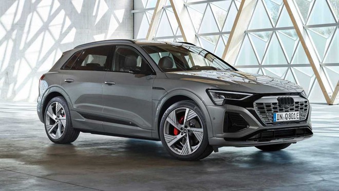 Audi Q8 e-tron chốt lịch ra mắt Việt Nam, đấu Mercedes-Benz EQE SUV bằng giá khoảng 3,8 tỷ đồng- Ảnh 2.