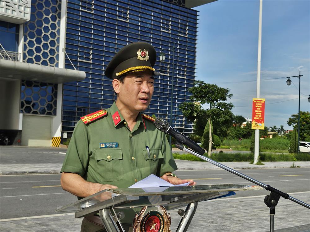 Tổ chức diễu binh, diễu hành trong lễ ra mắt lực lượng bảo vệ an ninh, trật tự ở cơ sở- Ảnh 2.