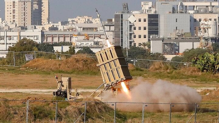 Hệ thống Vòm Sắt ‘bất khả xâm phạm’ của Israel lần đầu tiên bị phá hủy- Ảnh 2.