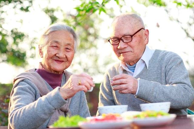 Học người Nhật cách uống nước lọc cũng có thể tăng tuổi thọ, tốt cho tiêu hoá: Nhiều người làm sai mà không biết- Ảnh 1.