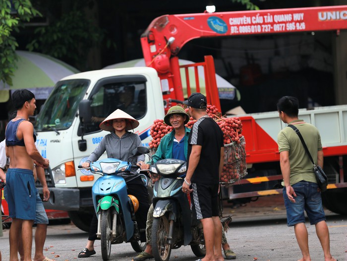 Sự thật về giá vải ở Lục Ngạn cao kỷ lục, có thời điểm lên đến 96.000 đồng/kg- Ảnh 4.