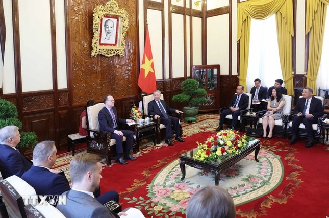 Chủ tịch nước Tô Lâm tiếp Đại sứ Liên bang Nga tại Việt Nam- Ảnh 5.