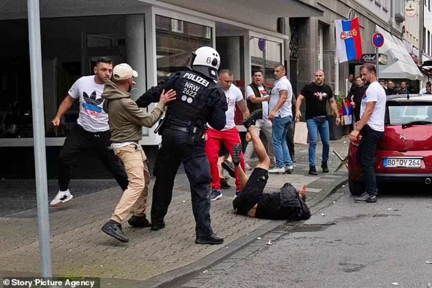EURO 2024 xảy ra bạo loạn, Đức huy động 200 cảnh sát làm nhiệm vụ- Ảnh 1.
