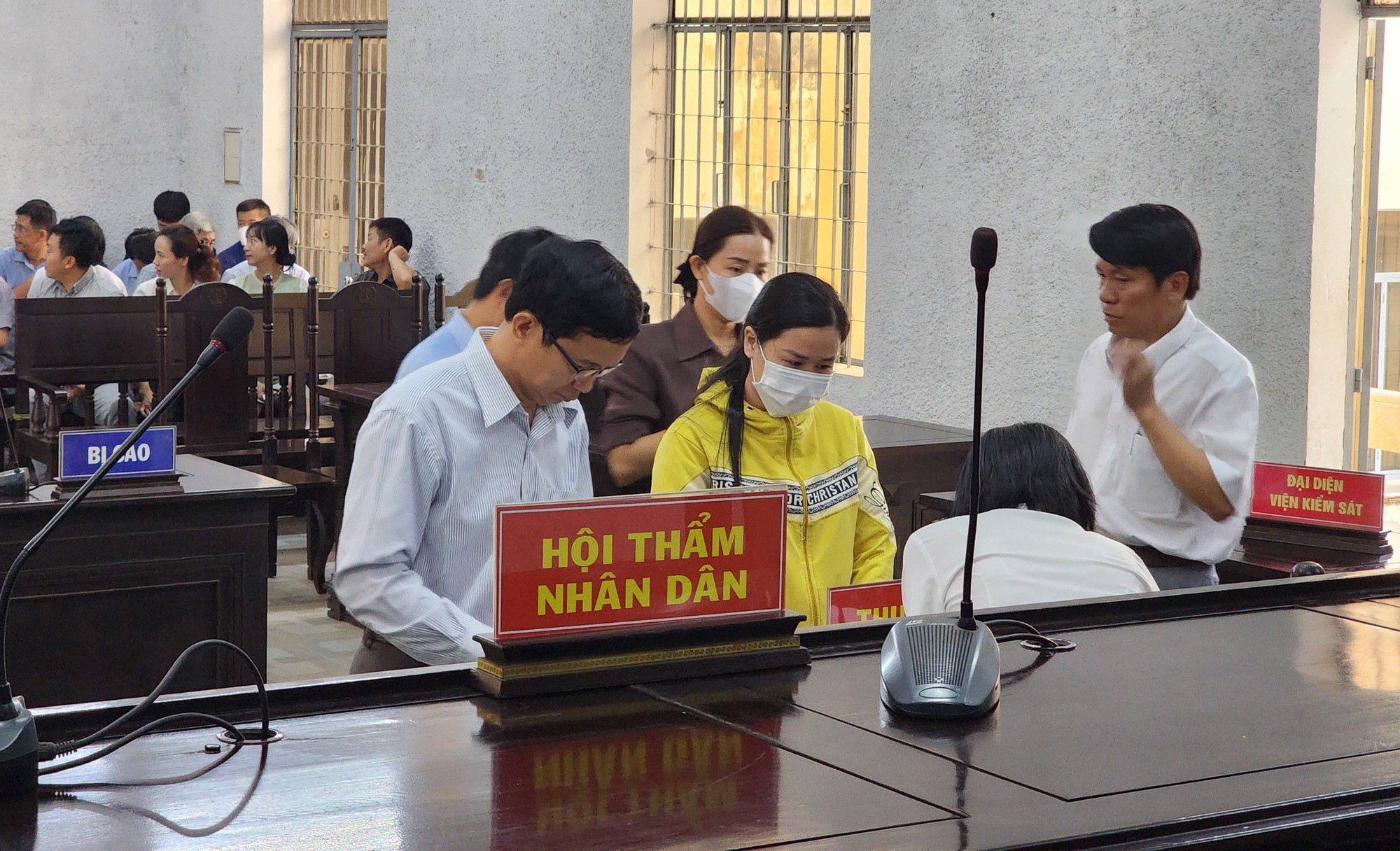 Cựu Giám đốc CDC Đắk Lắk không thừa nhận việc nhận hoa hồng Việt Á- Ảnh 2.
