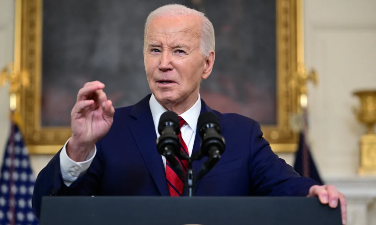 Hai ứng viên Trump-Biden khẩu chiến dữ dội trước thềm tranh luận chính thức- Ảnh 4.