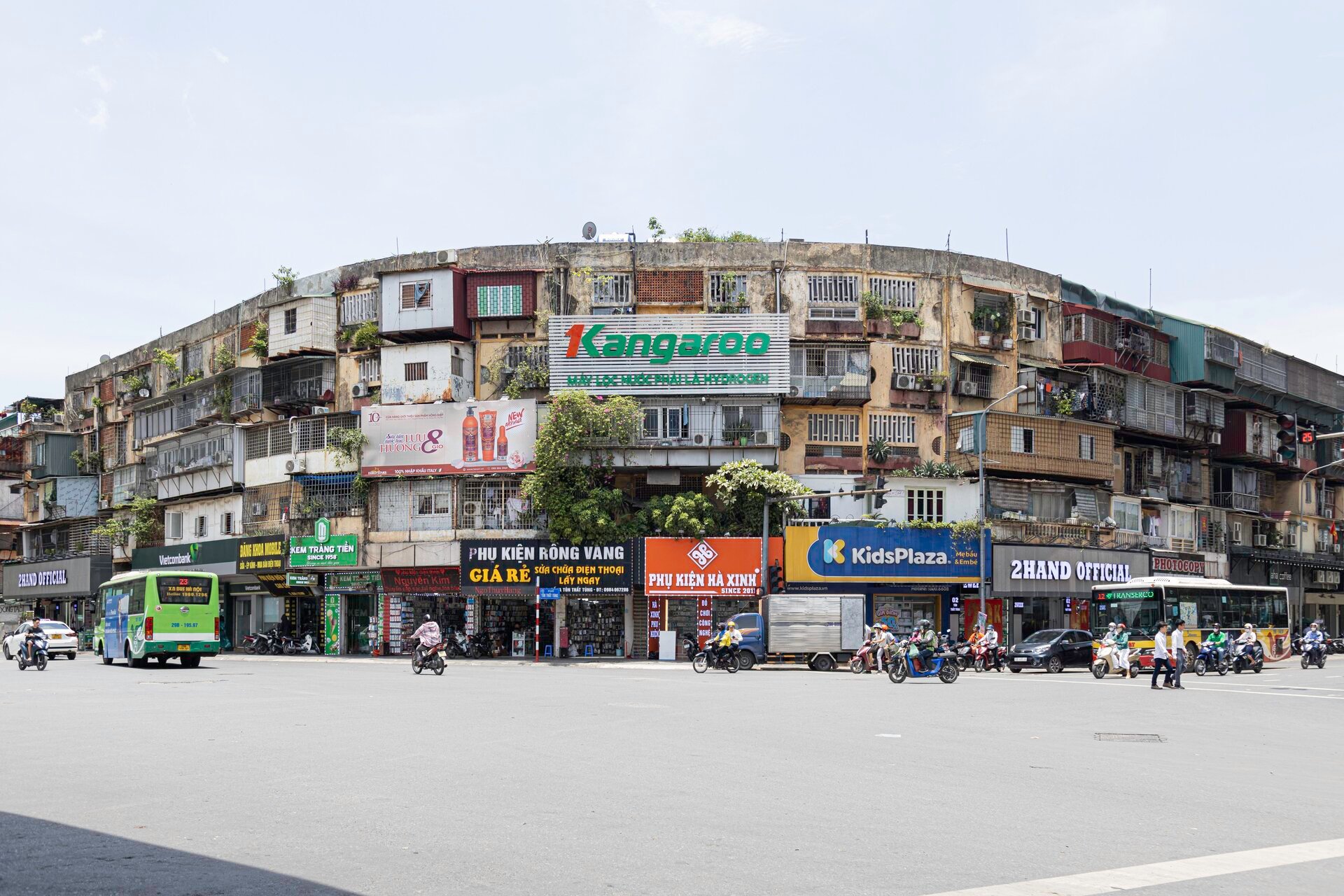 Ma trận chuồng cọp san sát ở Hà Nội: Những khung sắt nhốt người trong hỏa hoạn- Ảnh 13.