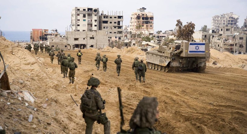 Israel phê duyệt kế hoạch tác chiến, sẵn sàng tiến quân vào Lebanon- Ảnh 1.