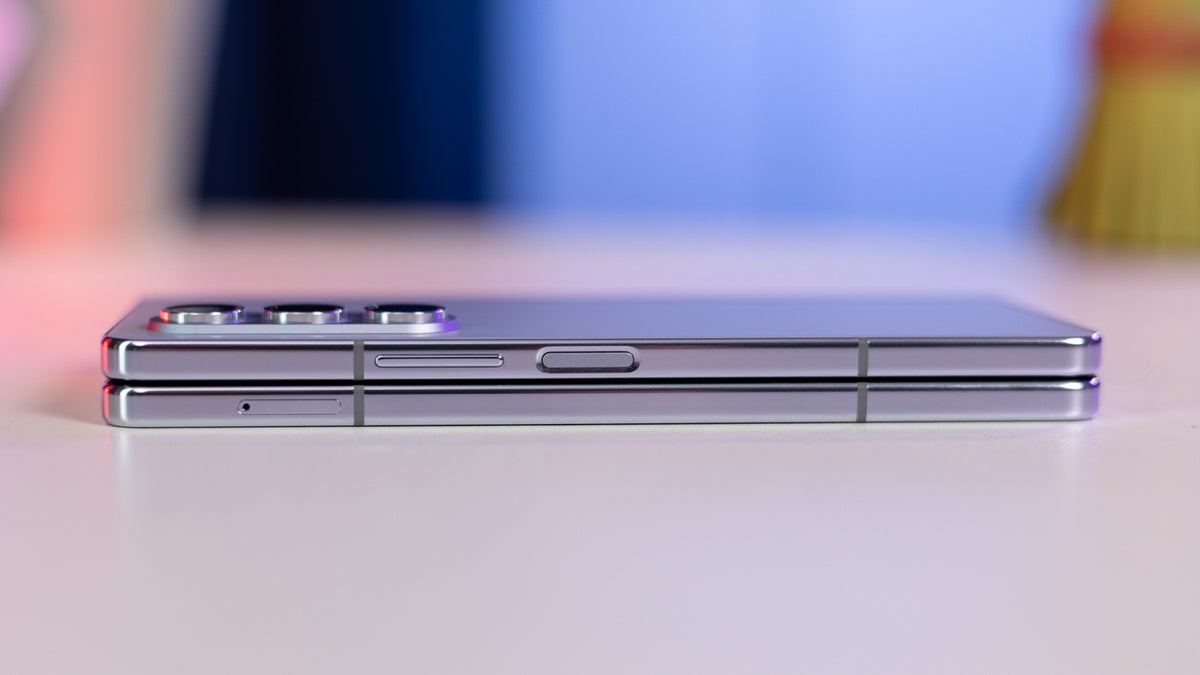 Tin đồn mới nhất về Samsung Galaxy Z Fold 6 Slim: Đan xen giữa tin tốt và xấu- Ảnh 1.