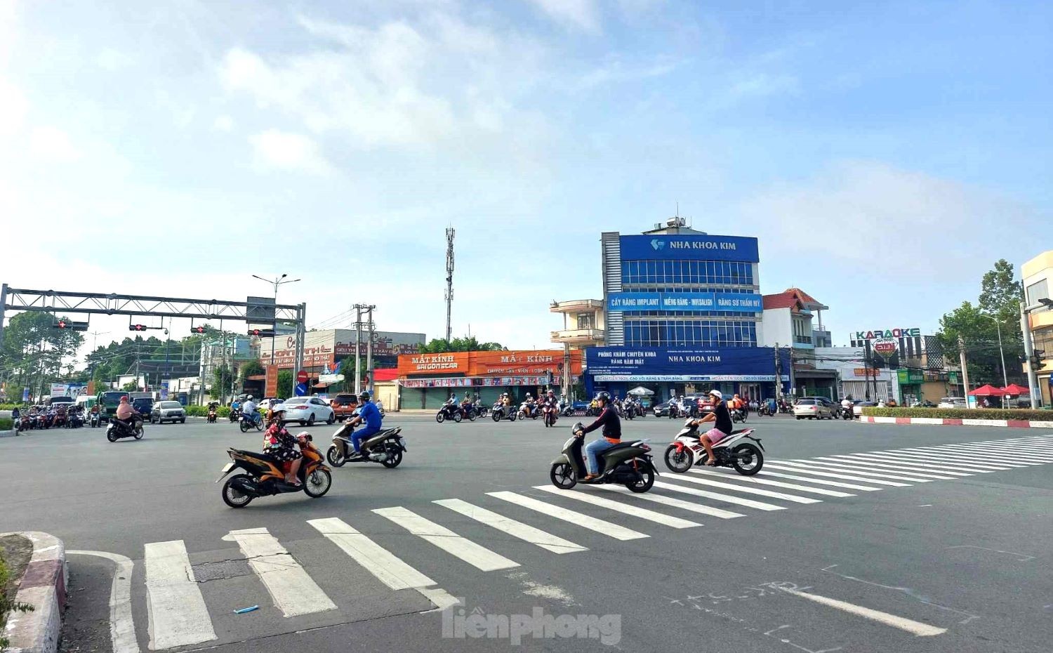 Nhìn từ trên cao khu vực xây hầm chui đầu tiên tại Bình Dương- Ảnh 6.