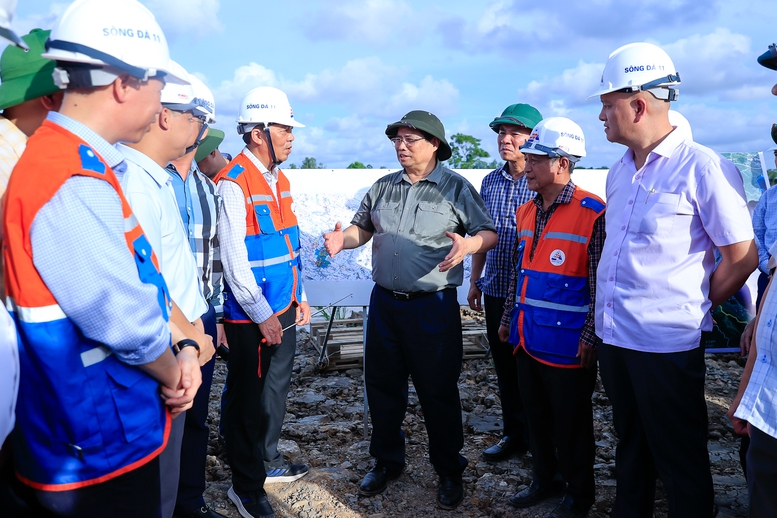 Kỳ tích trong lịch sử ngành điện ở dự án 22.356 tỷ đồng: Công trình dài 519 km hoàn thành trong 6 tháng- Ảnh 16.