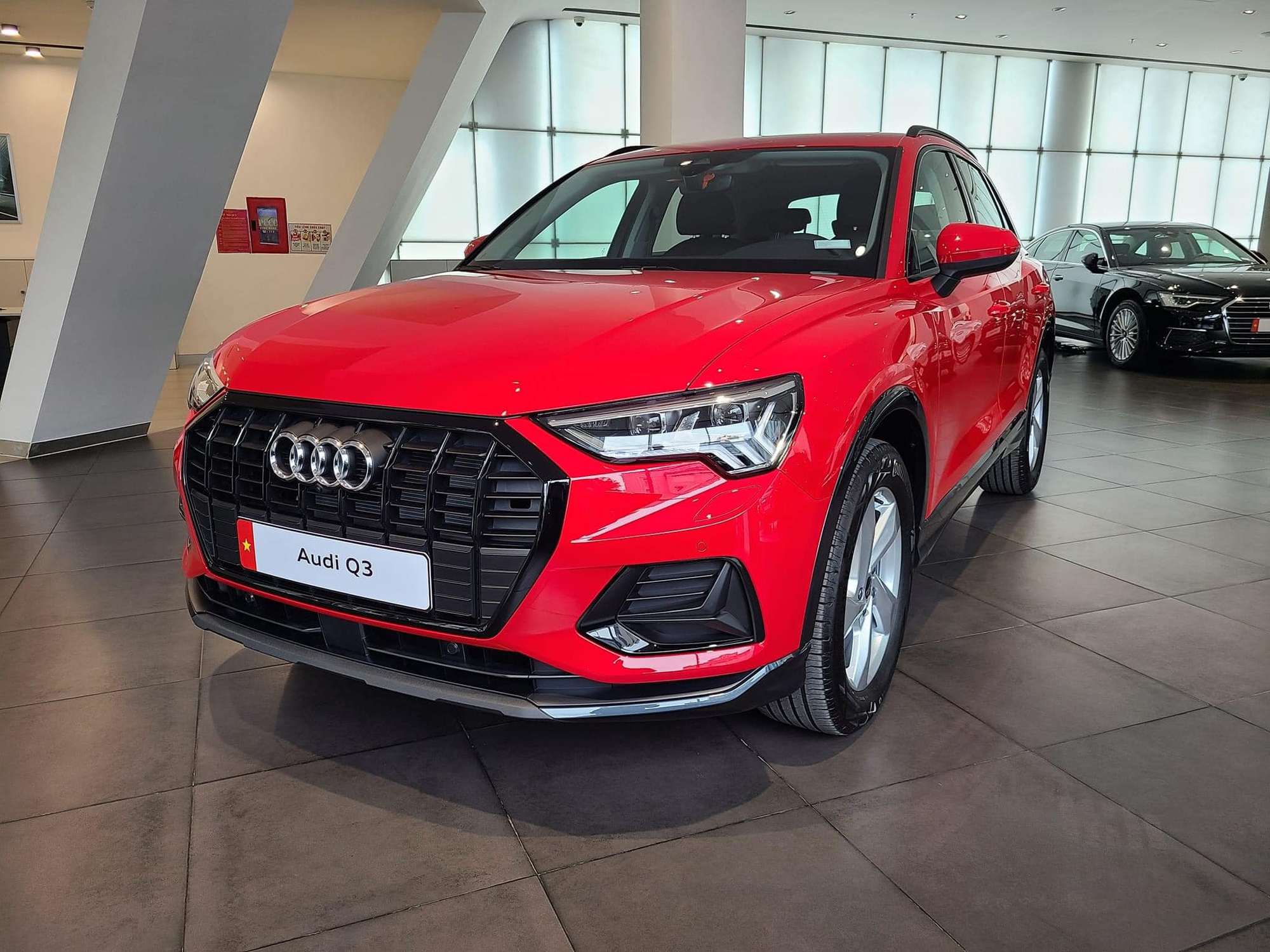 Audi Q3 2024 về đại lý: Giá từ 1,8 tỷ đồng, nhiều trang bị hiện đại đấu X1 nhưng vẫn giữ một thứ ‘đồ cổ’ như xe giá rẻ- Ảnh 6.