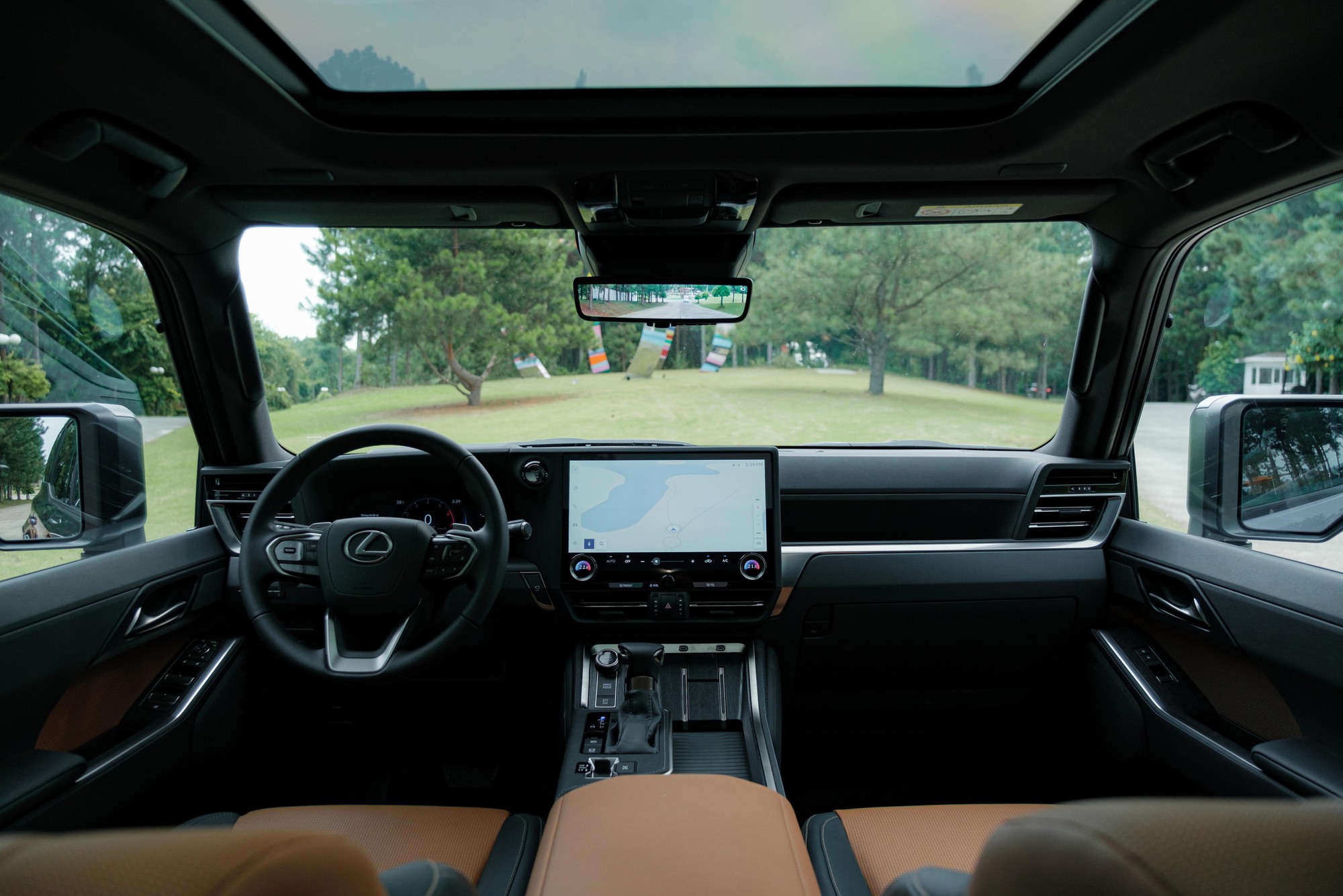 Lexus GX 550 ra mắt Việt Nam: Giá từ 6,2 tỷ, máy như Land Cruiser, nhiều công nghệ sang xịn chưa từng có- Ảnh 8.