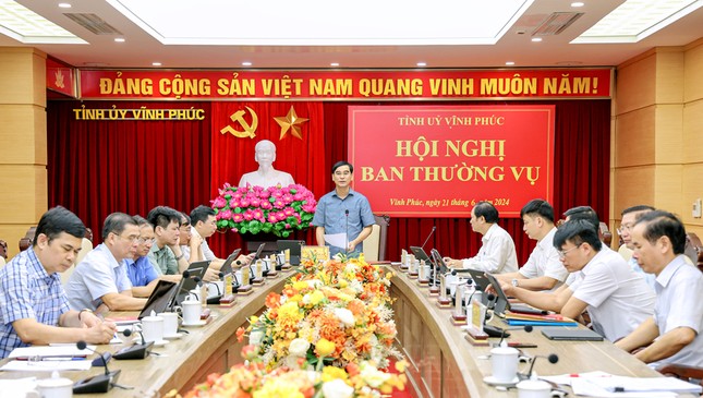 Vĩnh Phúc bổ nhiệm, điều chuyển, cho nghỉ hưu sớm nhiều nhân sự chủ chốt- Ảnh 1.