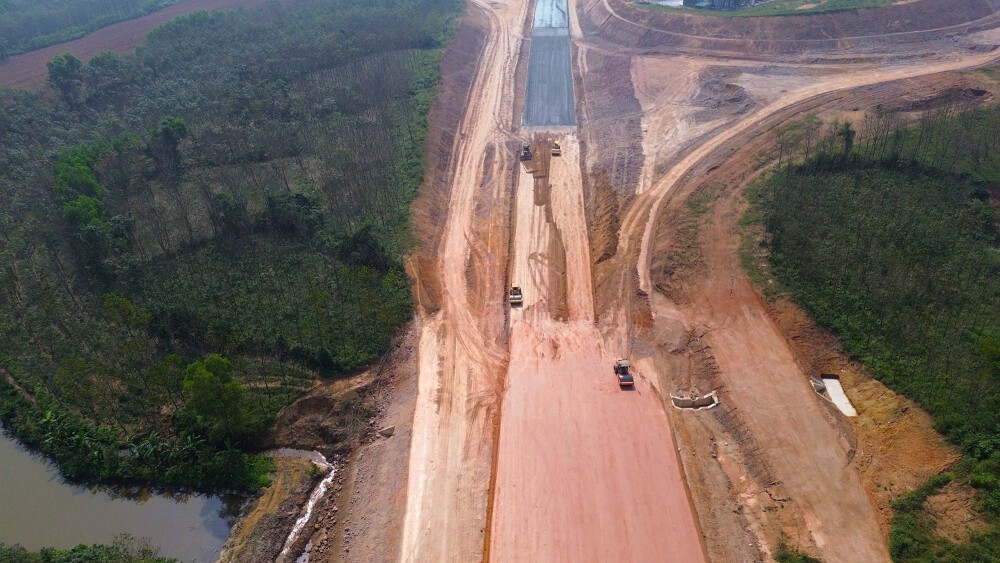 Thủ tướng chốt lệnh "đặc biệt" cho 3 dự án cao tốc gần 32.000 tỷ đồng đi qua tỉnh hẹp nhất Việt Nam- Ảnh 3.