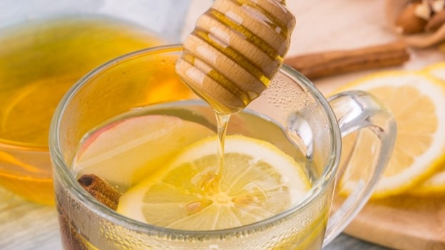 Nước chanh mật ong - “con dao 2 lưỡi” với sức khỏe nếu dùng sai cách- Ảnh 1.