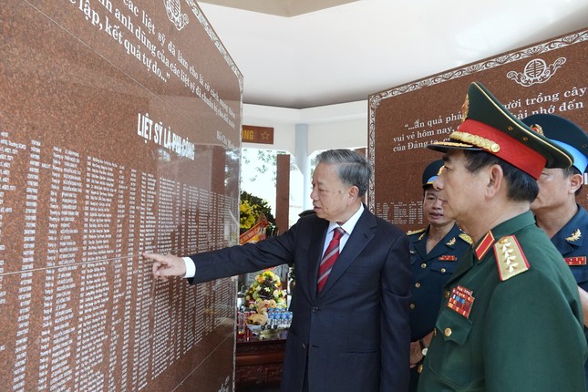 Chủ tịch nước Tô Lâm kiểm tra bộ đội phòng không - không quân- Ảnh 10.