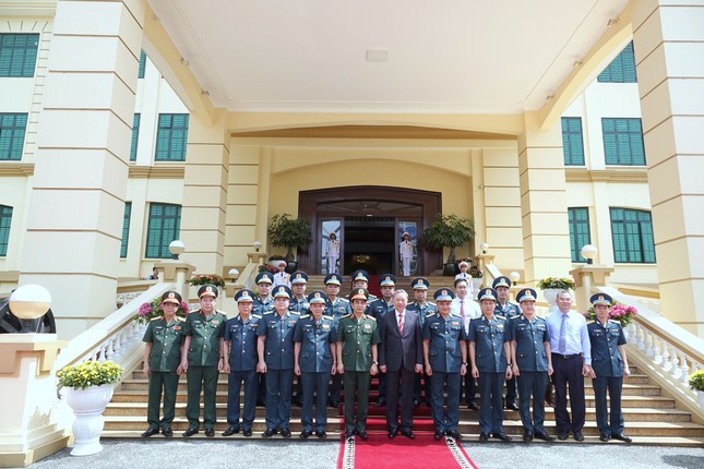 Chủ tịch nước Tô Lâm kiểm tra bộ đội phòng không - không quân- Ảnh 14.