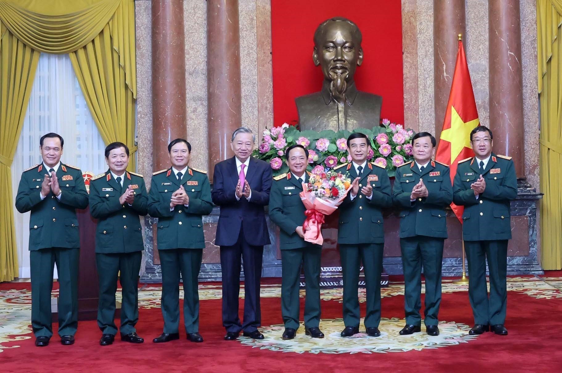 Tiểu sử Thượng tướng Trịnh Văn Quyết, tân Chủ nhiệm Tổng cục Chính trị Quân đội nhân dân Việt Nam- Ảnh 2.