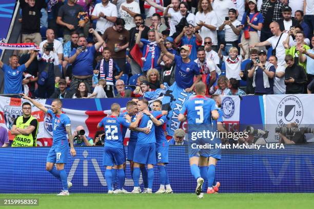 HẾT GIỜ Anh 2-1 Slovakia: Tuyển Anh vào tứ kết đầy nghẹt thở- Ảnh 16.