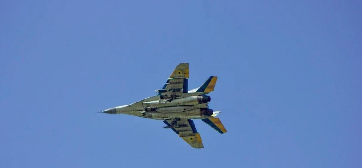 Thừa máy bay nhưng thiếu bom: Ukraine làm gì để đối phó với “vũ khí thần kỳ” Nga- Ảnh 1.