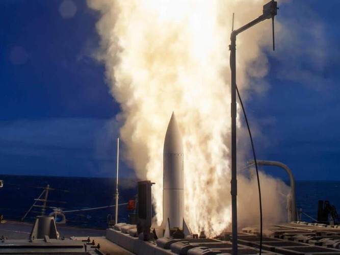 Mục đích bí ẩn của Mỹ khi cho tiêm kích F/A-18 mang tên lửa SM-6 - Ảnh 7.