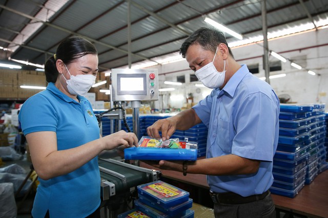 6 khoản tiền lương, trợ cấp tăng theo lương tối thiểu v&ugrave;ng từ ng&agrave;y 1-7-2024- Ảnh 1.