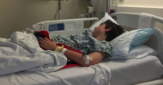 Người đ&agrave;n &ocirc;ng ở Tuy&ecirc;n Quang phải lọc m&aacute;u do vi&ecirc;m tuỵ cấp, h&igrave;nh ảnh x&ocirc; chứa to&agrave;n mỡ được t&aacute;ch từ m&aacute;u bệnh nh&acirc;n khiến b&aacute;c sĩ bất ngờ - Ảnh 3.