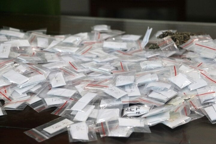 Triệt x&oacute;a ổ nh&oacute;m lừa đảo b&aacute;n b&ugrave;a ngải qua mạng, thu lợi hơn 86 tỷ đồng- Ảnh 2.