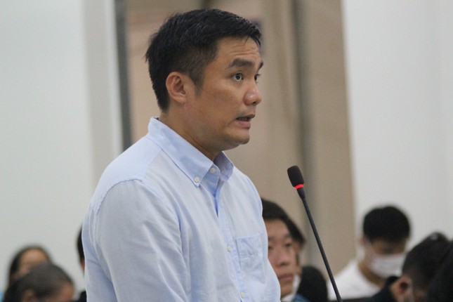 Vụ bảo kê sòng bạc ở Nha Trang: Cựu cảnh sát hình sự khai 'nghĩ chủ sòng bạc chuyển tiền ủng hộ'- Ảnh 1.