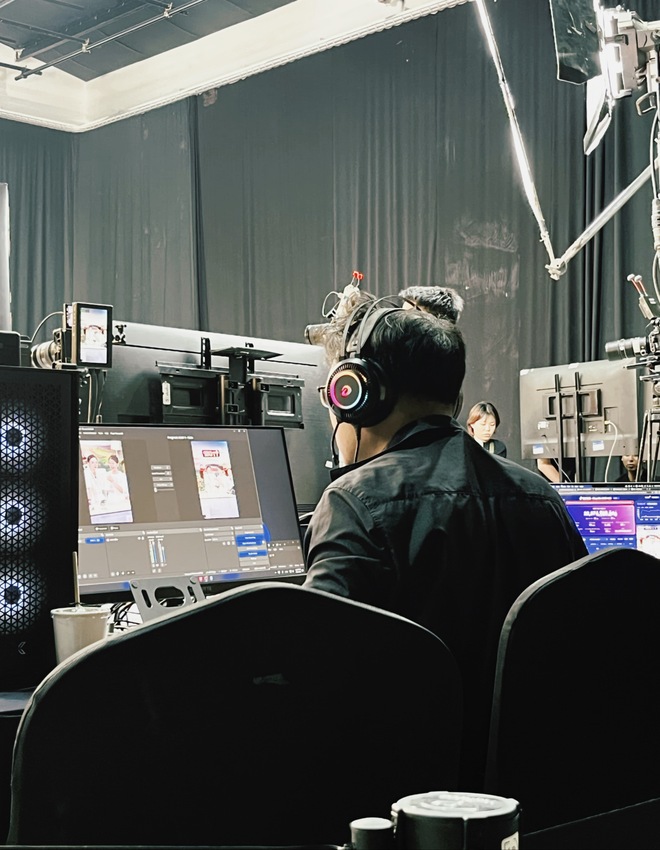 Lần đầu đến tận studio Quyền Leo Daily xem rõ quy trình tổ chức 1 phiên live, phụ huynh ngồi dưới lo con lỗ vốn vỡ nợ- Ảnh 5.