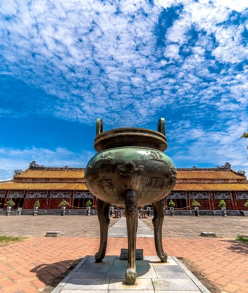 Kh&aacute;m ph&aacute; di sản tư liệu Cửu đỉnh ở Huế- Ảnh 1.