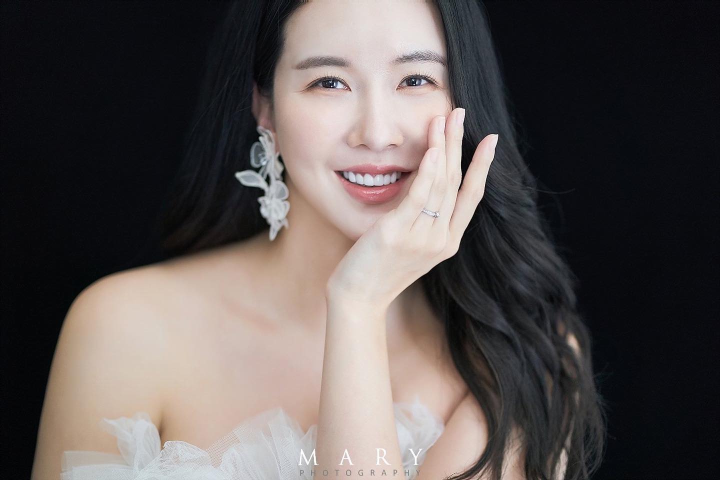 Mỹ nhân bị 200 đoàn phim từ chối vì quá sexy, mất trắng sự nghiệp sau bê bối chấn động- Ảnh 3. Mỹ nhân bị 200 đoàn phim từ chối vì quá sexy, mất trắng sự nghiệp sau bê bối chấn động- Ảnh 3.