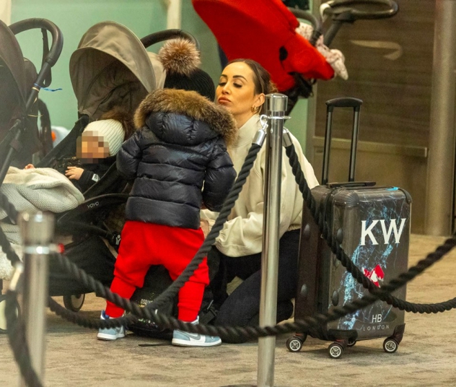 Không nuốt trôi được việc bị cắm sừng, nàng WAG bỏ tiền tỷ để tự mình đến xem Euro- Ảnh 3.