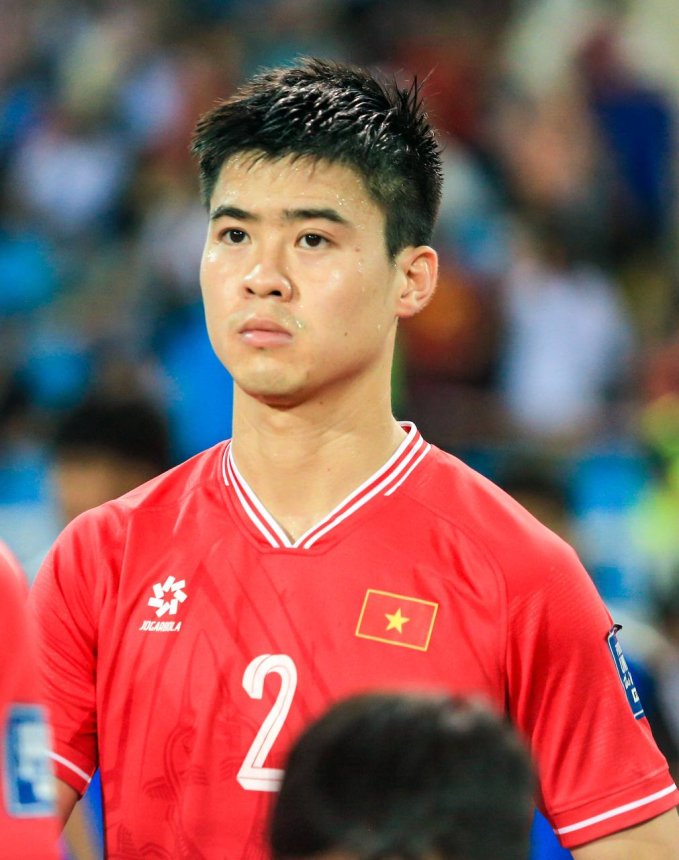 Tân HLV Kim Sang-sik ghi điểm với người hâm mộ bằng màn hát Quốc ca Việt Nam đầy tự hào ngay trận đầu ra mắt- Ảnh 9.