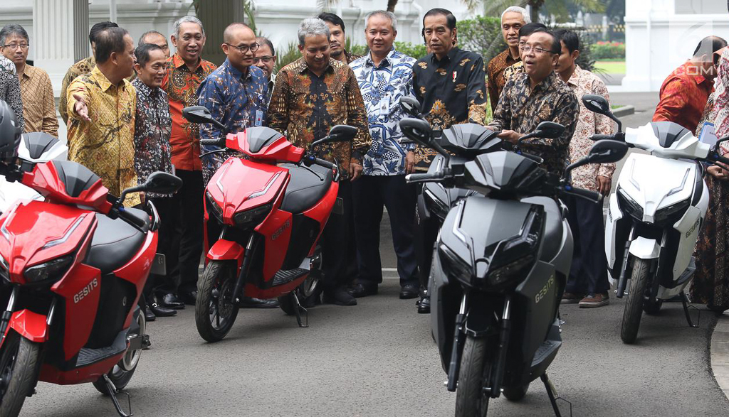 Việt Nam tiêu thụ xe máy khủng thứ 2 ĐNÁ đầu năm 2024: Mỗi ngày trung bình gần 6.700 xe nhưng chưa là gì so với nước top 1- Ảnh 1. Việt Nam tiêu thụ xe máy khủng thứ 2 ĐNÁ đầu năm 2024: Mỗi ngày trung bình gần 6.700 xe nhưng chưa là gì so với nước top 1- Ảnh 1.