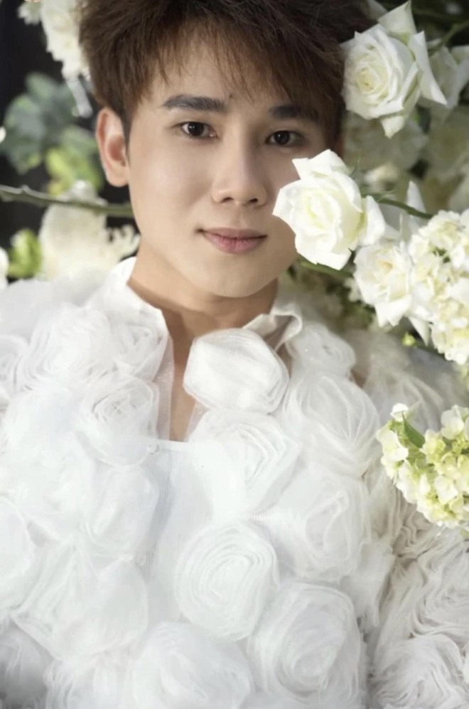 Toàn cảnh lễ cưới riêng tư tại Đà Lạt của Midu chính thức hé lộ: Visual dâu rể 