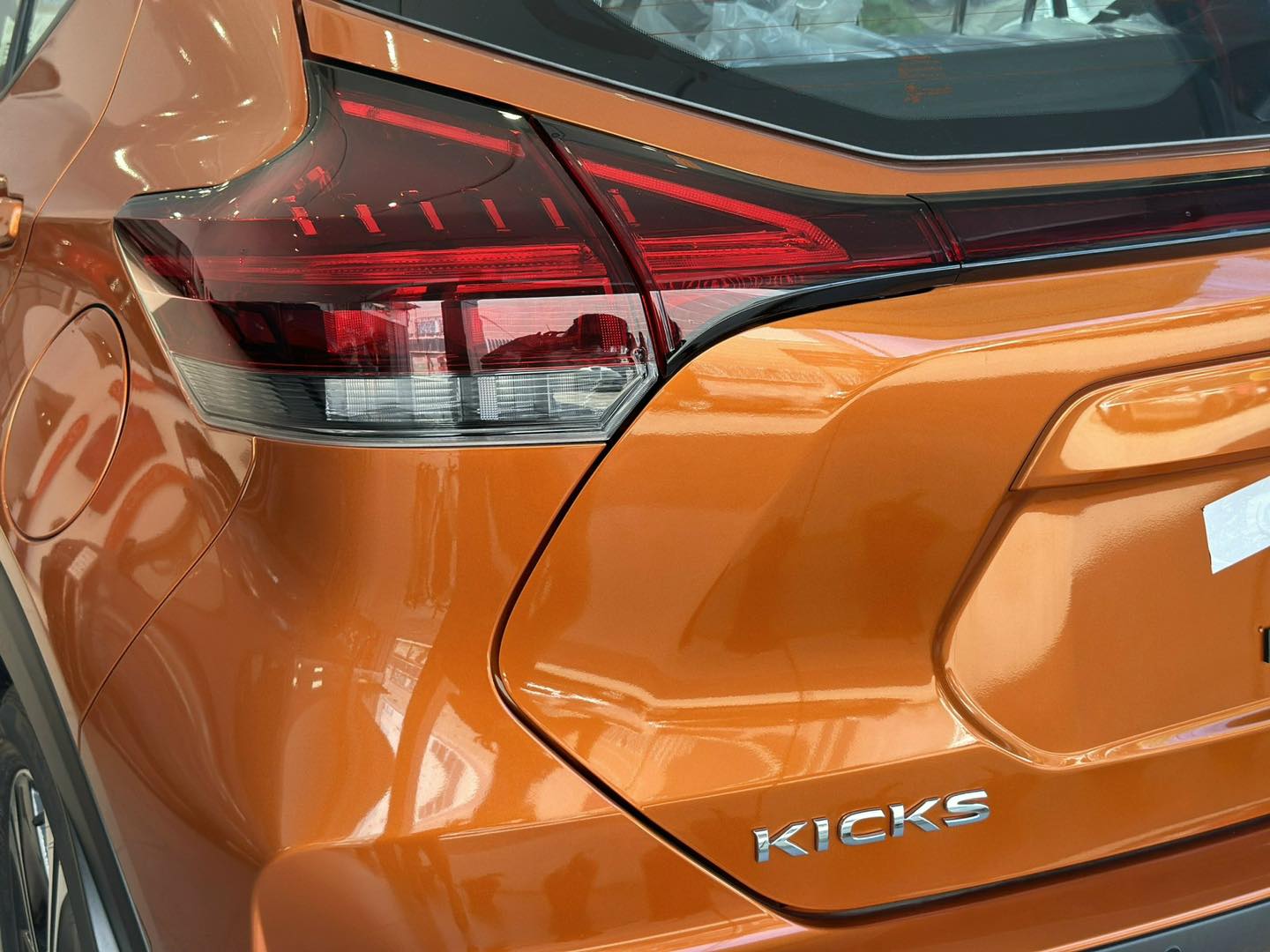 Nissan Kicks giảm giá 220 triệu đồng tại đại lý: Bản ‘full’ còn 638 triệu, rẻ hơn bản ‘base’ của Yaris Cross, HR-V- Ảnh 5.