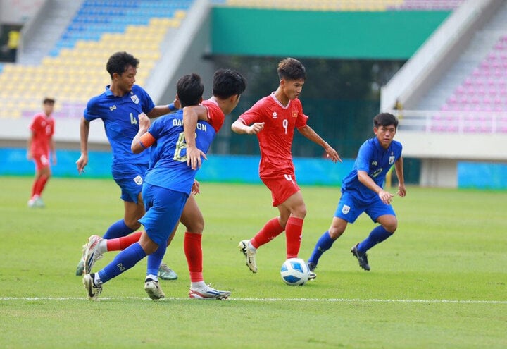 HLV Trần Minh Chiến: U16 Việt Nam không có đấu pháp tốt trước U16 Thái Lan- Ảnh 2.