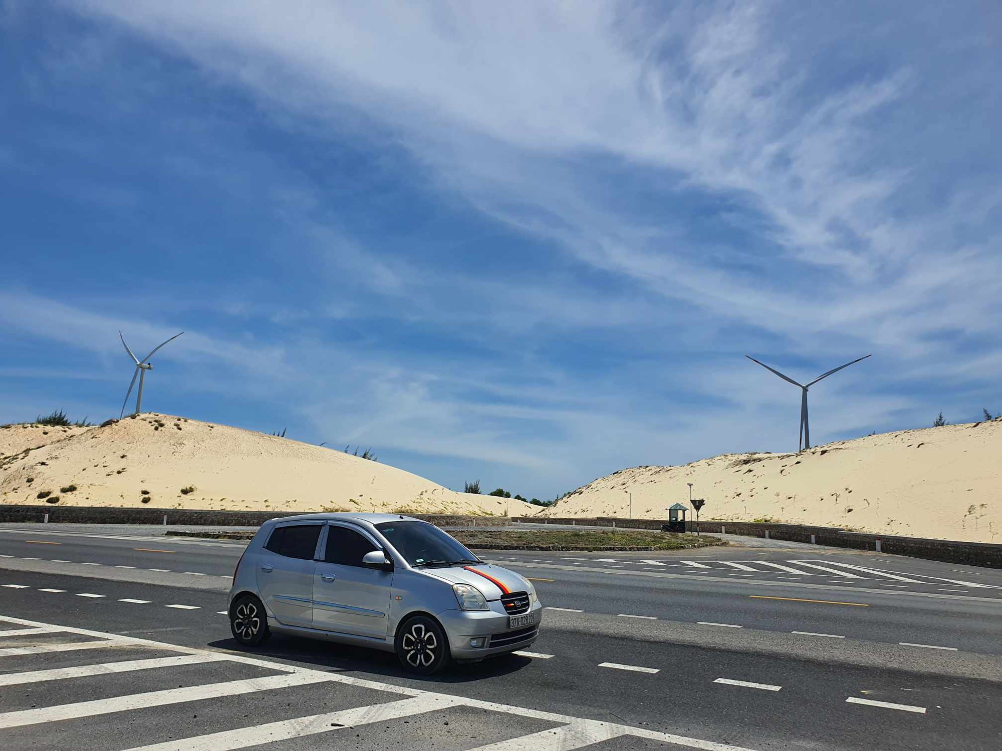 Mua Kia Morning cũ dùng 10 năm odo hơn 210.000km, chủ xe chia sẻ: ‘Đi ô tô rẻ vẫn sướng hơn xe máy, chất lượng cuộc sống khác hẳn’- Ảnh 9.