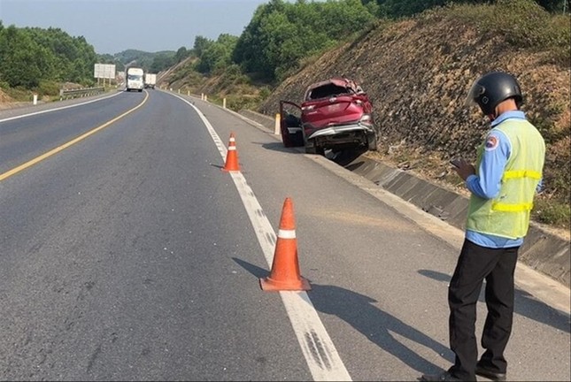 Vụ tai nạn thảm khốc trên cao tốc Hà Nội - Hải Phòng: Tình huống mới cần được nghiên cứu, mổ xẻ- Ảnh 1.