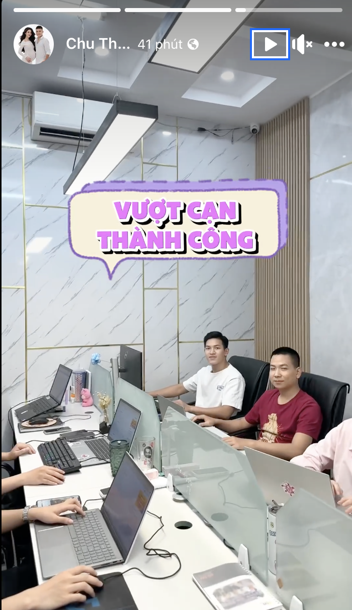 Chu Thanh Huyền đón con đầu lòng với Quang Hải: Người thân hé lộ tên thân mật, khen diện mạo em bé hết lời- Ảnh 1.