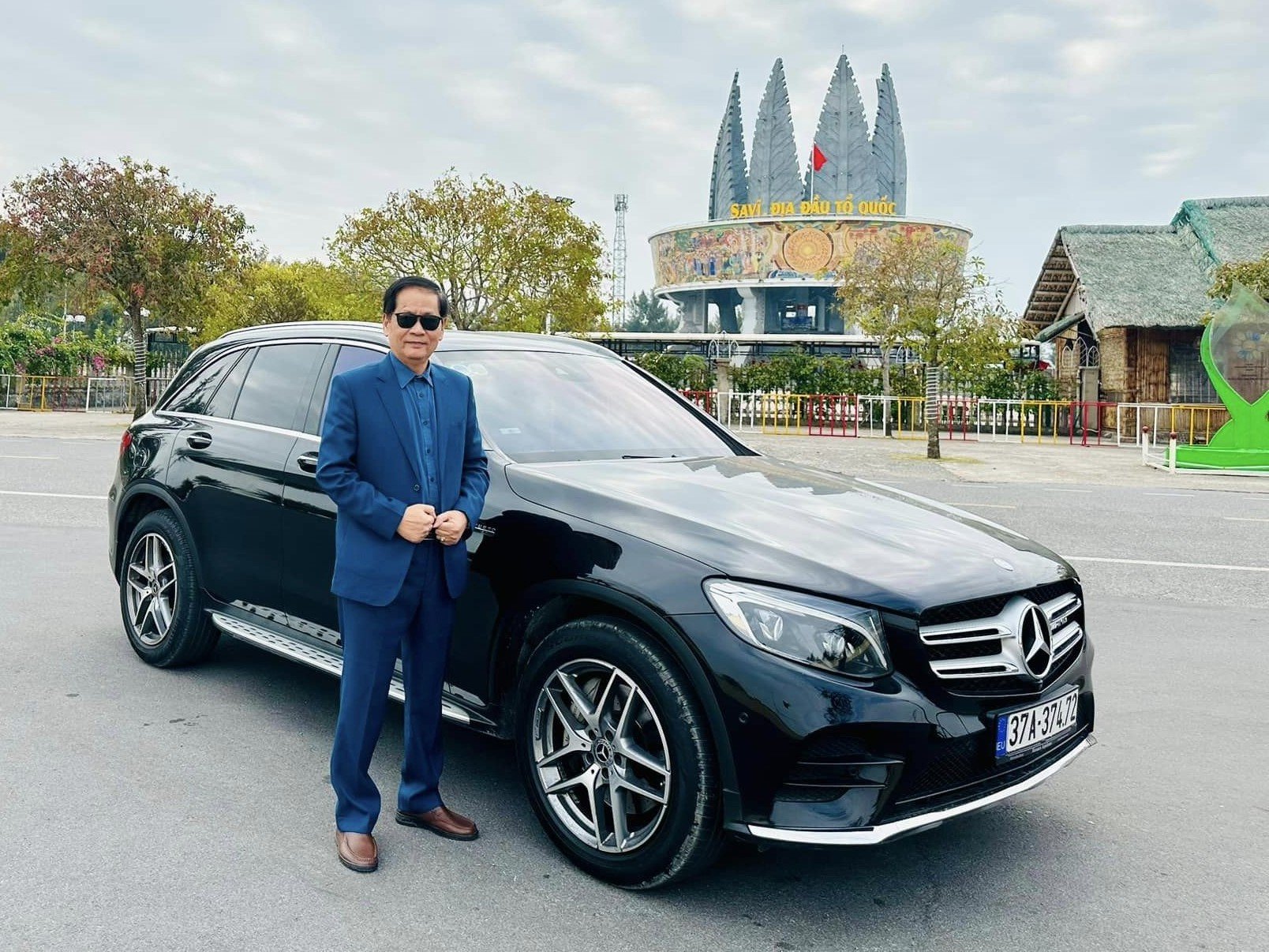 70 tuổi lái Mercedes-Benz GLC 300 gần 100.000km khắp Việt Nam, chủ xe chia sẻ: Hoàn thành ước mơ đưa vợ cả đi từ Hà Giang đến Cà Mau bằng vợ hai- Ảnh 3.