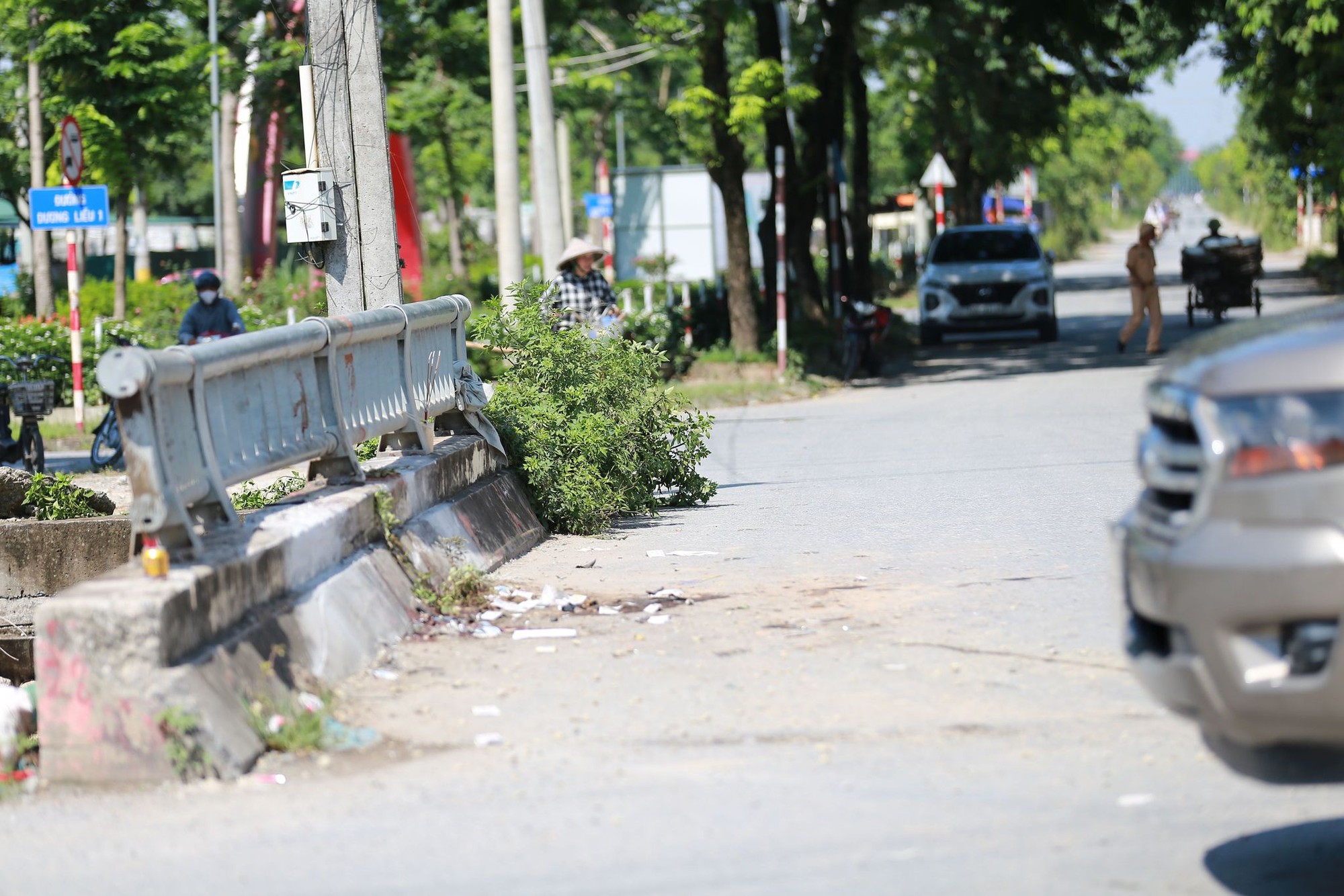 Hà Nội: Nhân chứng xót xa kể lại khoảnh khắc va chạm liên hoàn khiến người phụ nữ và 3 cháu nhỏ tử vong ở Hoài Đức- Ảnh 1.